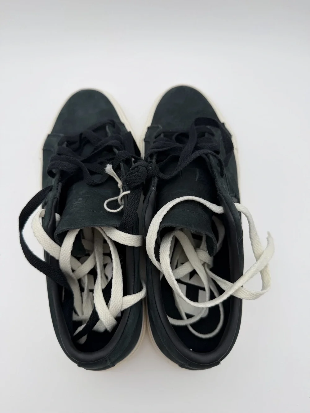 Converse One Star Sneakers | Black | Unisex M7/W8.5 | NWOB